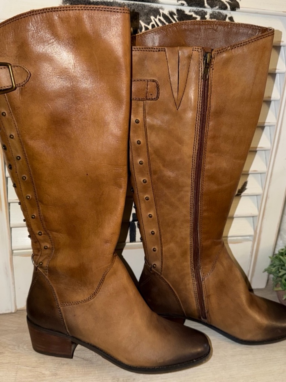 Lucky Brand Women's Tan Studded Leather Riding Boots with Side Zip